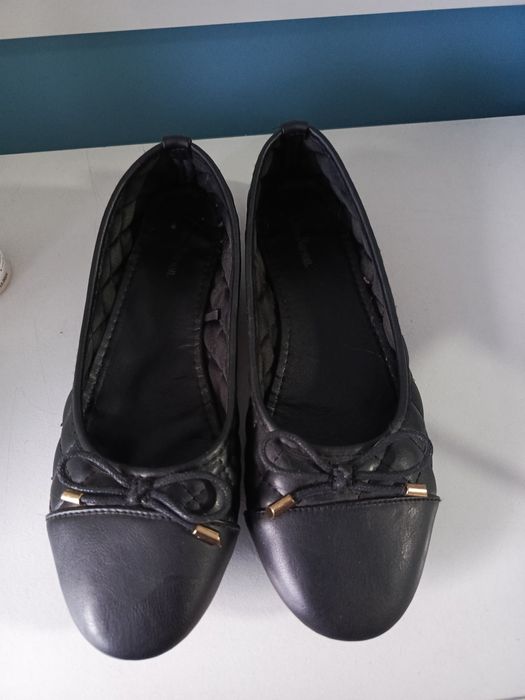 Buty czarne eleganckie baleriny lakierki damskie clara barson galowe