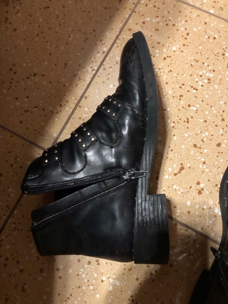 Botas pele pretas
