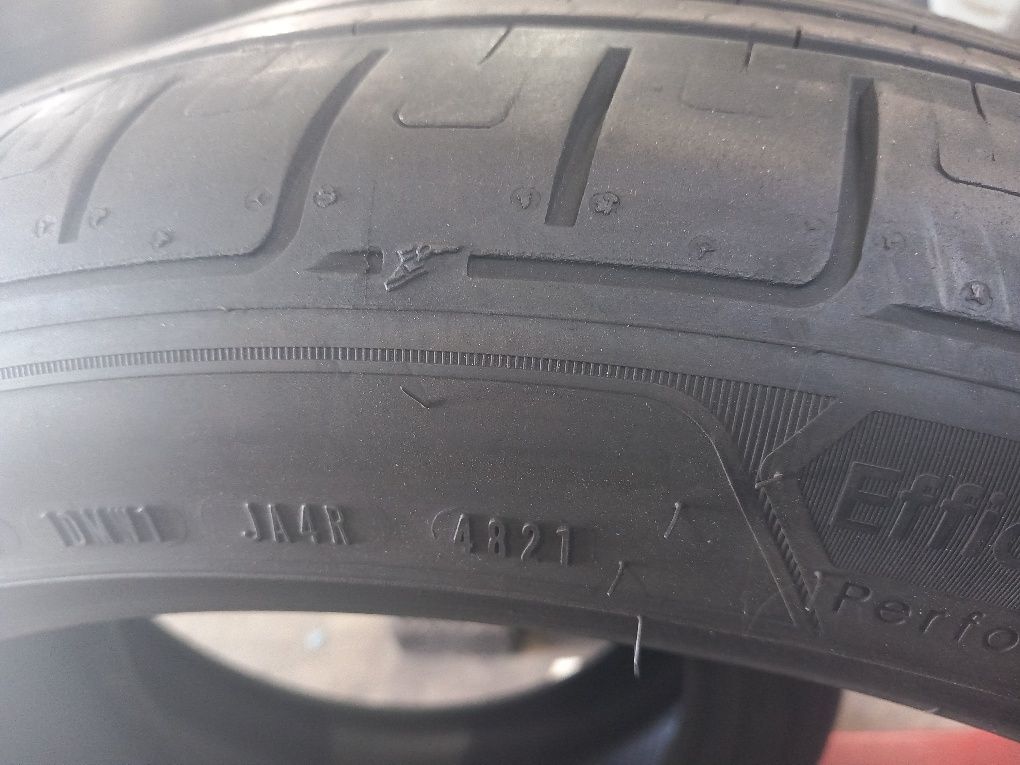 Pneus 215/45/20 Goodyear EfficientGrip Performance Electricdrive Dot21