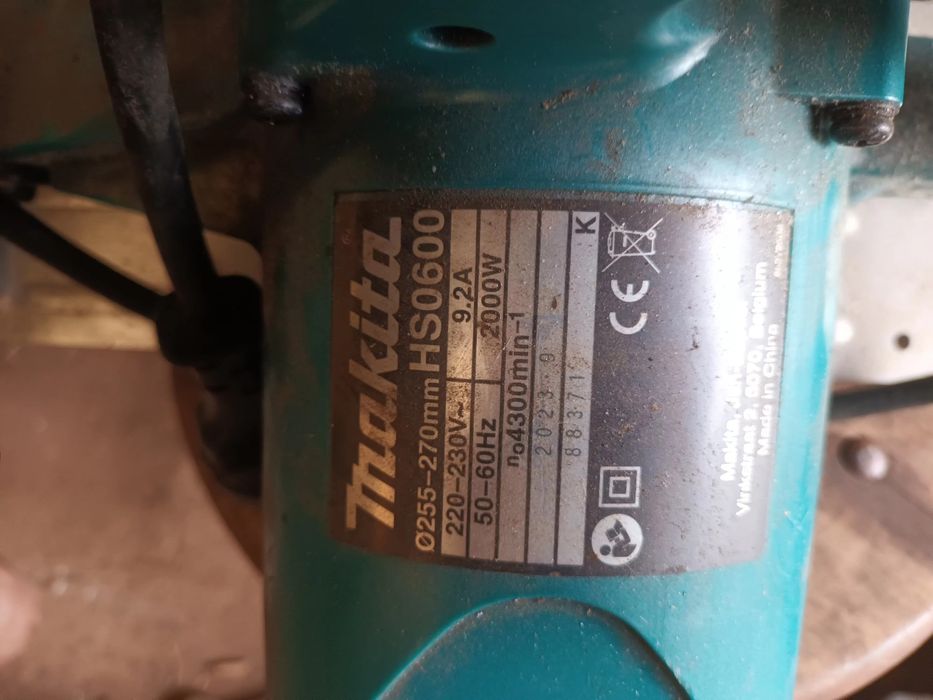 Maquina de cortal painel 270mm Makita