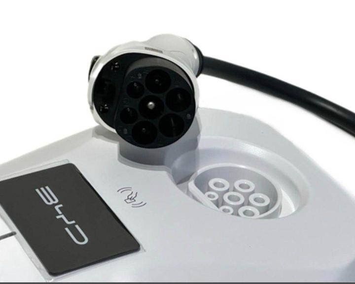 Зарядна станція BYD 7 кВт 32A GBT AC