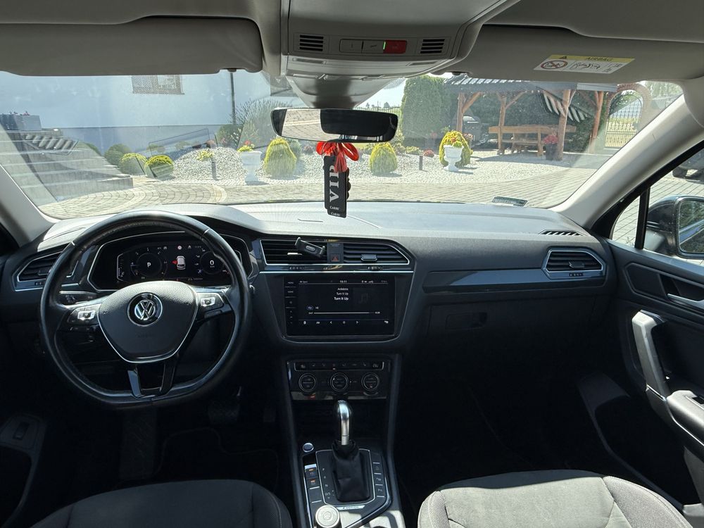 Volswagen Tiguan Allspace 2.0 TDI R-Line 7 osobowy 1 własciciel