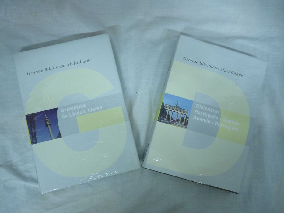 Dicionários e gramáticas