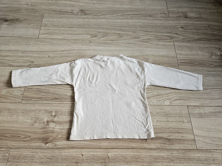 Bluzka Zara z autem samochodem Jeepem r86