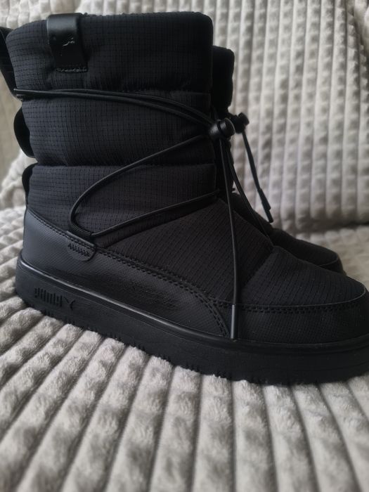 Чобітки, кросівки, дутіки Puma