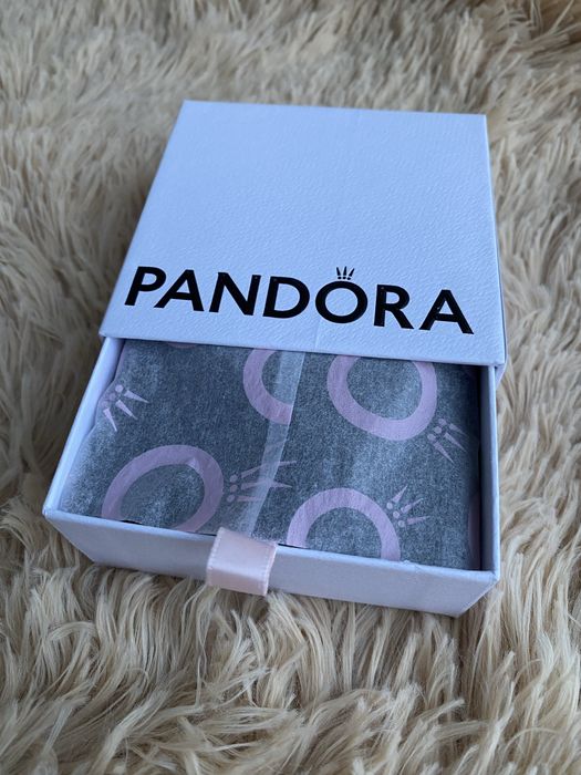 Пандора фірмові коробки /пакети