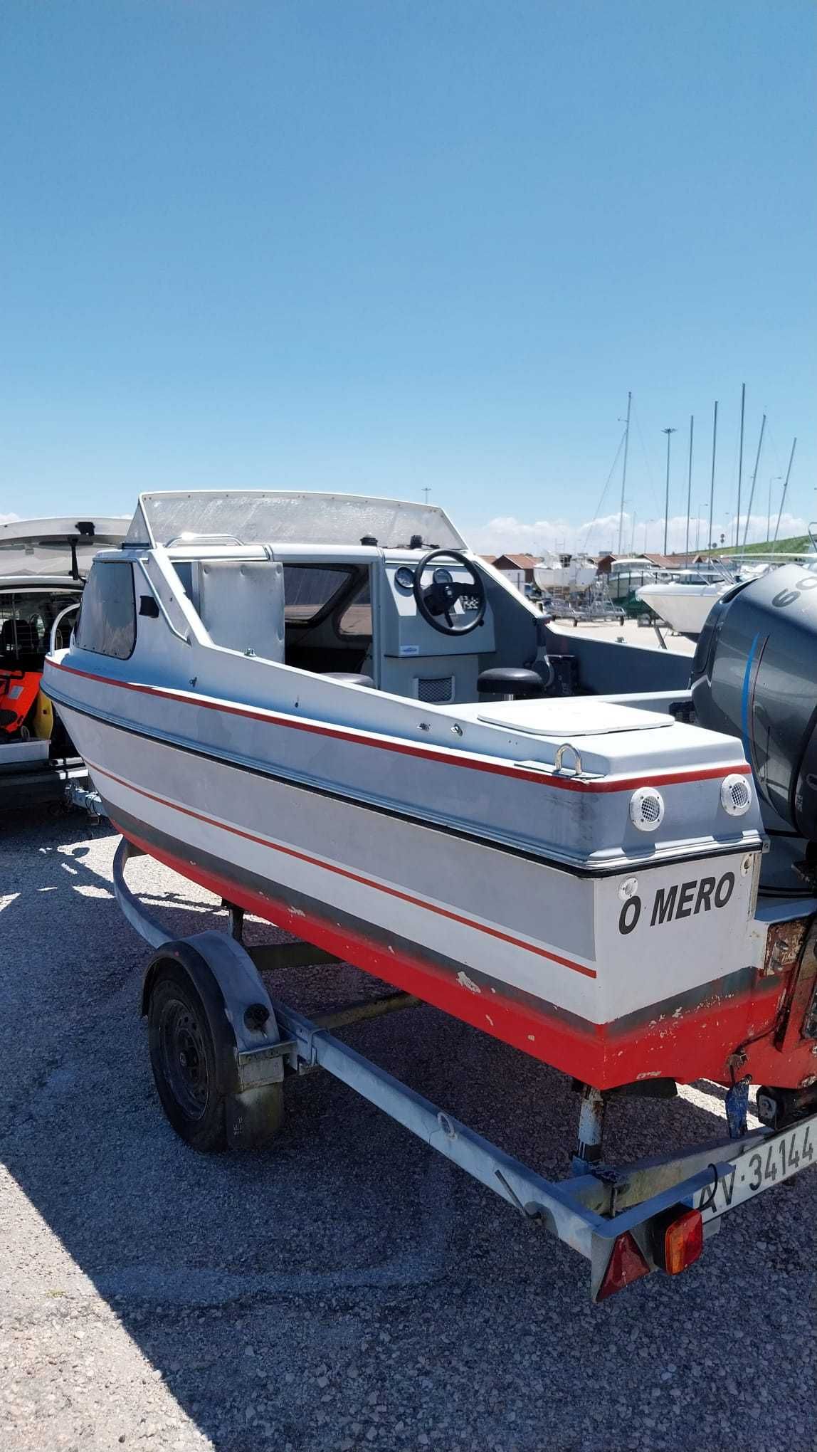 Barco Argus 505D c/ Motor Yamaha 4T 60Cv