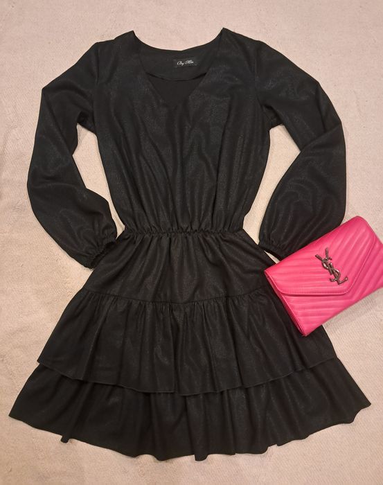 Sukienka czarna,połyskująca, na karnawał, studniówkę M 38 na długi ręk