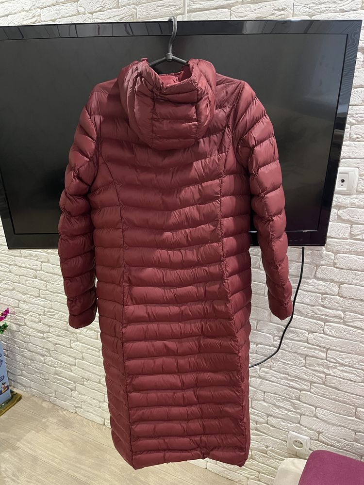 Продам женскую куртку, осень-зима, удлиненная. 12 размер