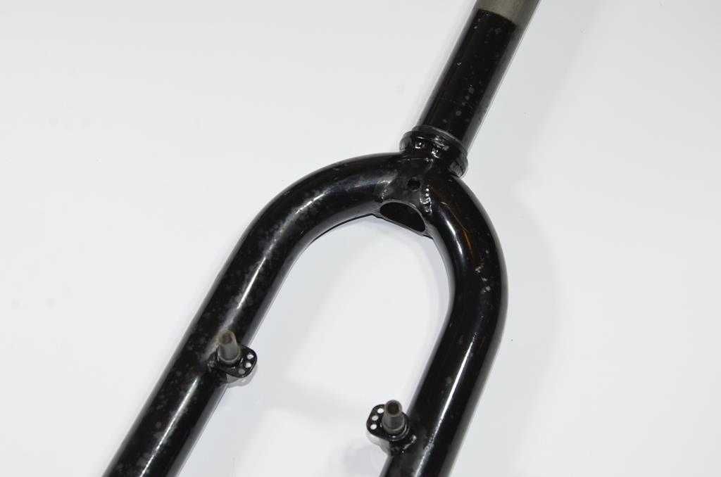 Widelec rowerowy mtb gwint 1 1/8" koło 26'' V brake piwoty czarny stal