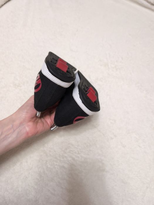 Роликові кросівки 34р. 21.5-22 см Kelly's нові