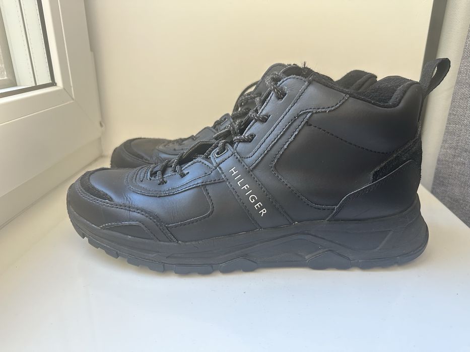 Чоловічі демісезонні черевики Tommy Hilfiger