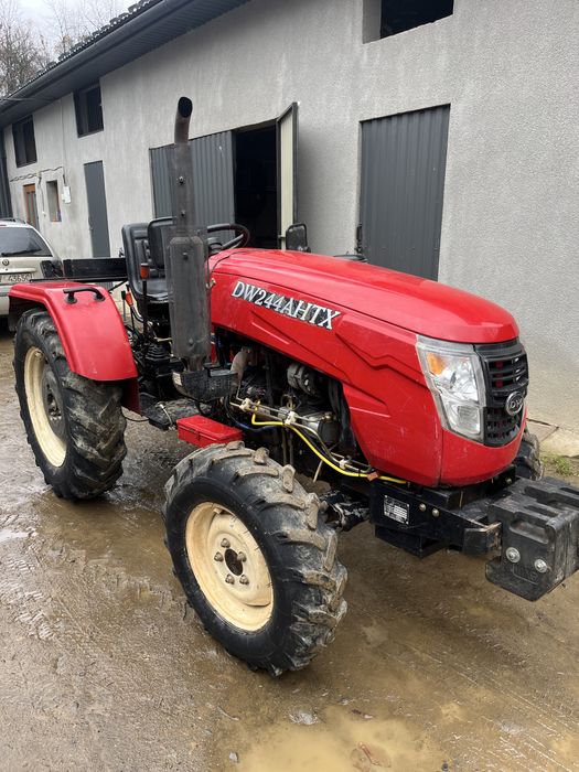 Продам трактор DW244AHTX