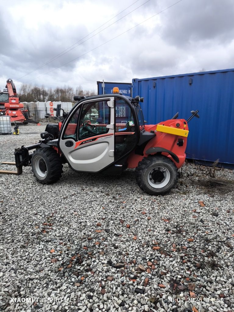 Wynajem ładowarek Manitou 625 H mała zwinna 6 m