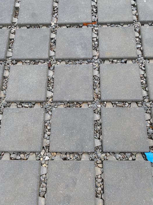 Kamień ogrodowy dekoracyjny grys grafitowy