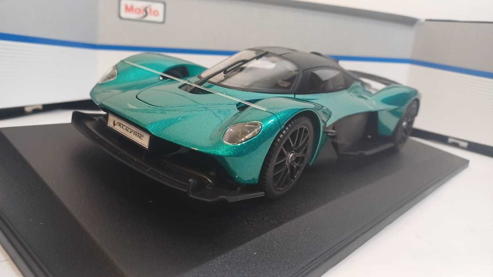 1/18 Aston Martin Valkyrie vd - Maisto