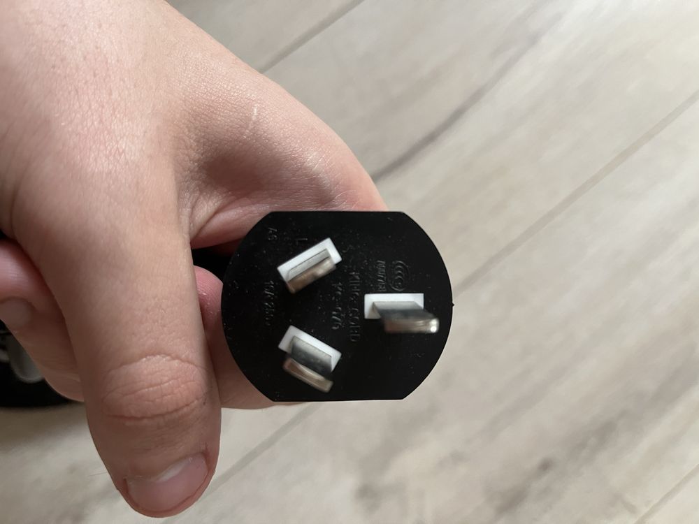 Kabel zasilajacy z wtyczką Australijską Type I i gniazdkiem IEC C13