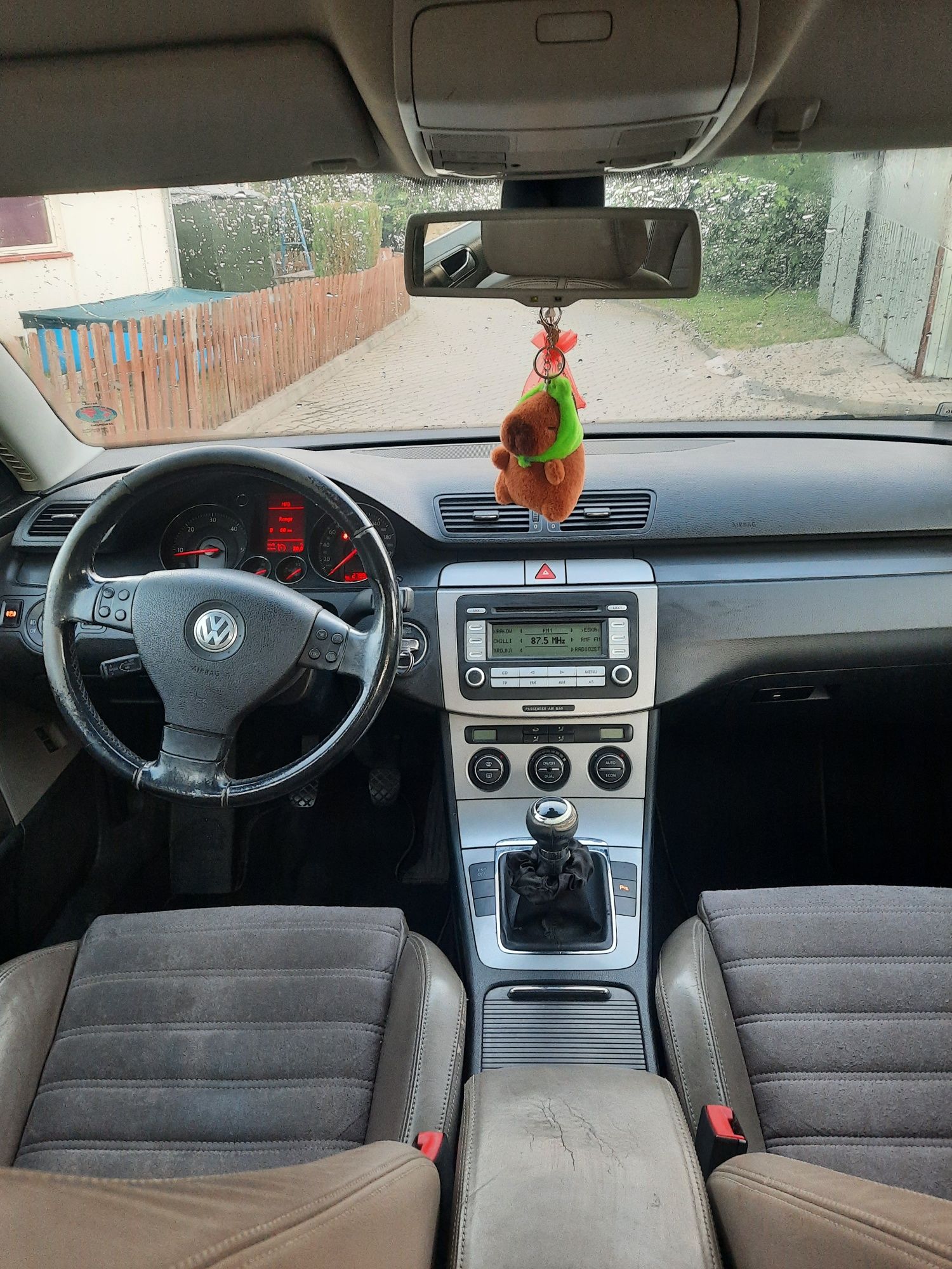 Sprzedam VW Passat B6 1.9 TDI 130km
