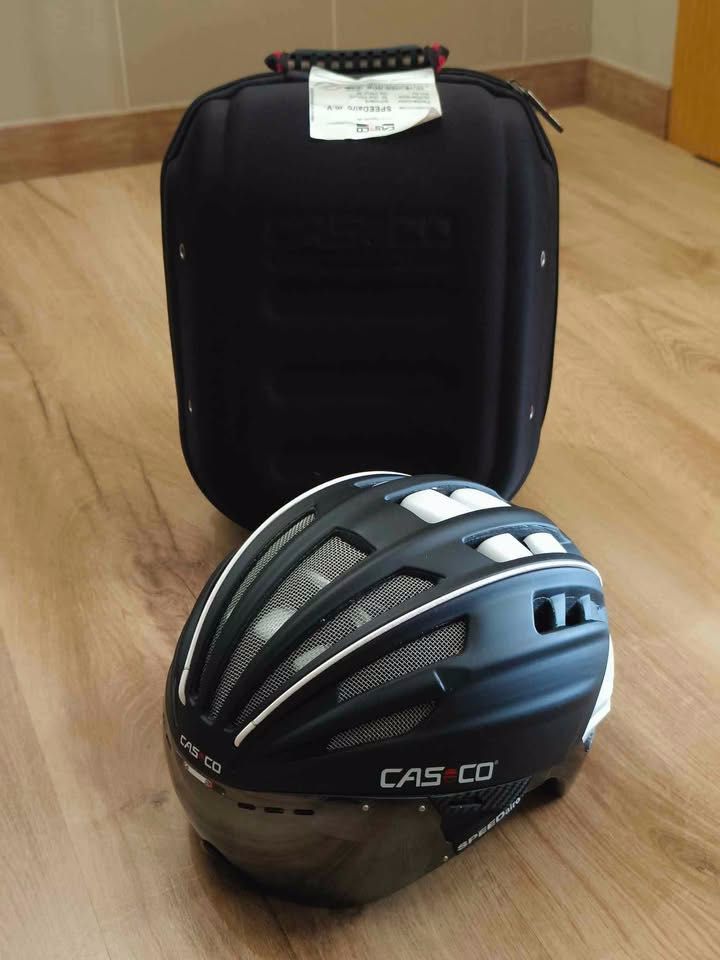 Capacete Aero "CasCo SPEEDairo" C/Óculos integrados "Novo"