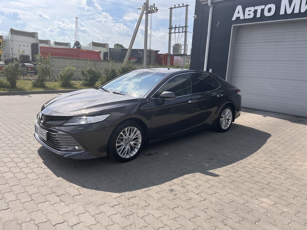 Toyota camry 2018 європа