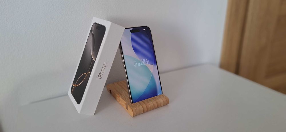 iPhone 16 Pro 128 GB – Natural Titanium – Stan jak nowy!