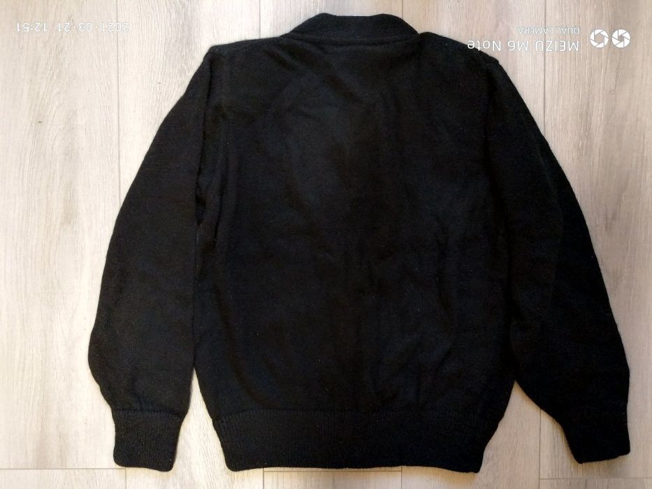 женская теплая кофта (новая)50%lambswool,40%-angora,10 nylon.