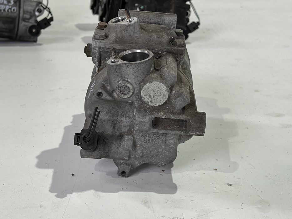 компрессор кондиционера 2.0 1.9 тди пассат б6 гольф 5 тоуран VAG