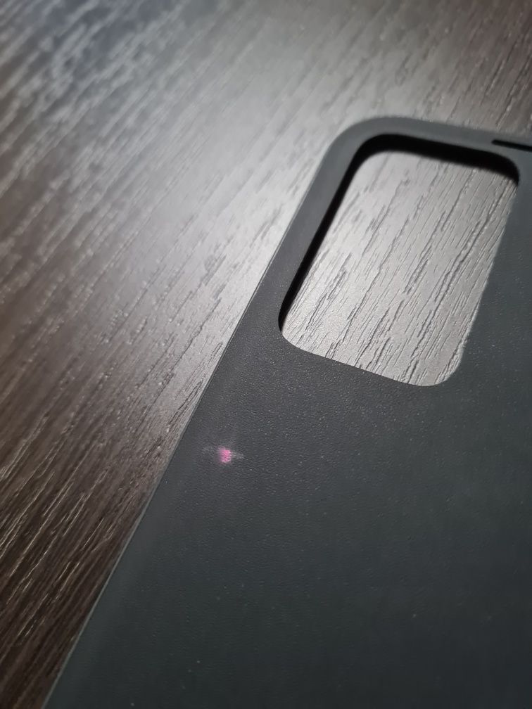 Samsung Clear View Cover S22+. Oryginalna zakupiona w sieci x-kom.