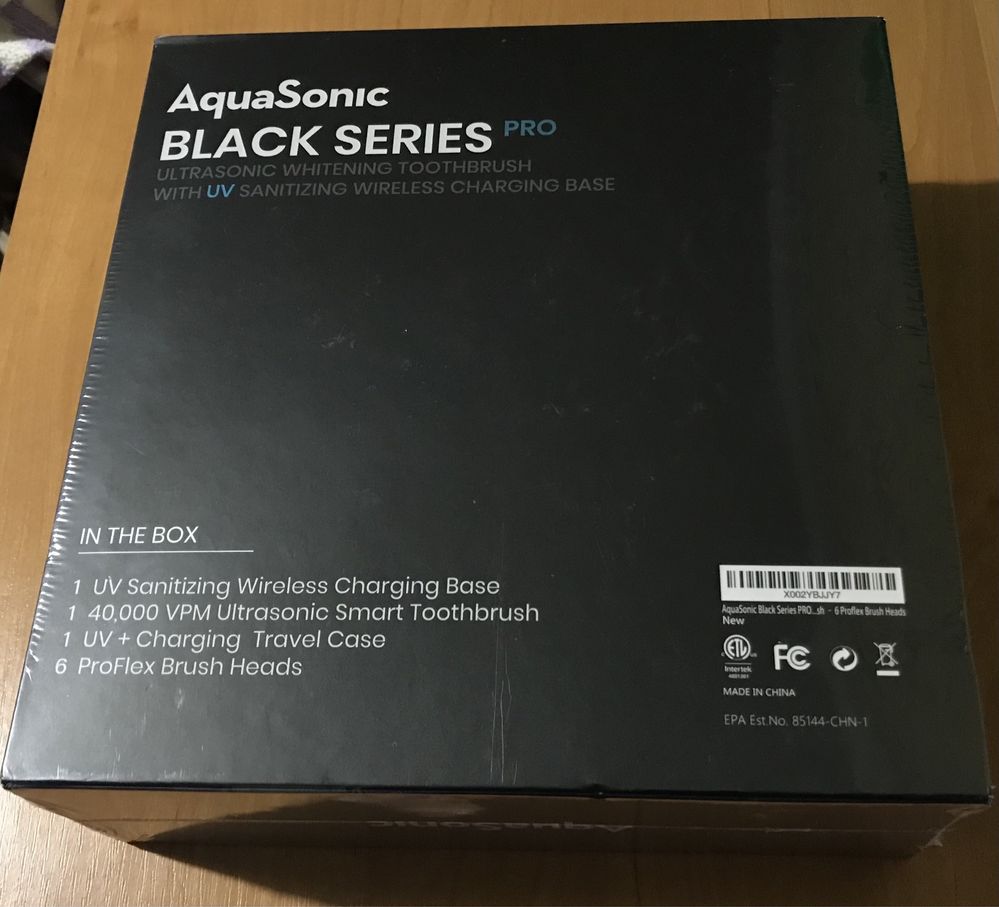 Новая!!! Электрическая зубная щётка AquaSonic Black Series Pro