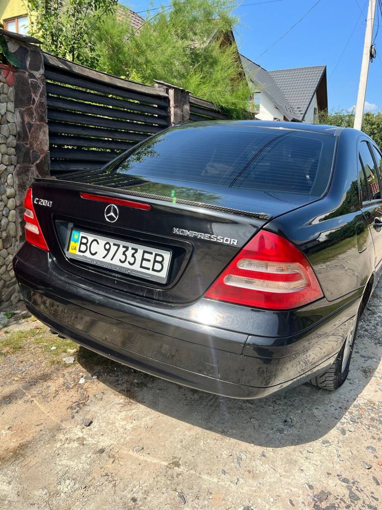 Mercedes-Benz C-Class 2002 W203