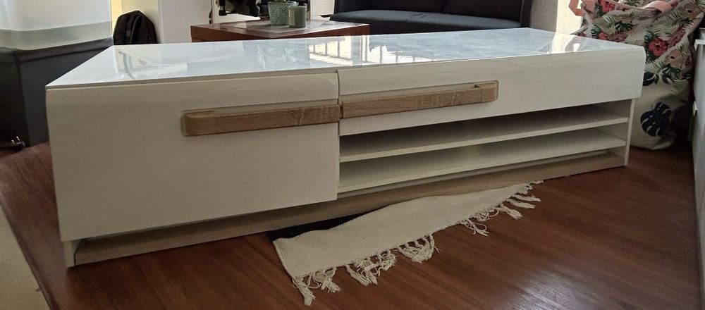 Móvel TV sala Conforama com luz