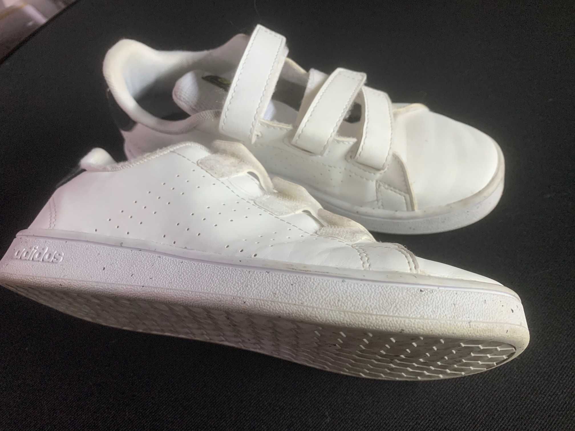 Tenis adidas numero 34 brancos