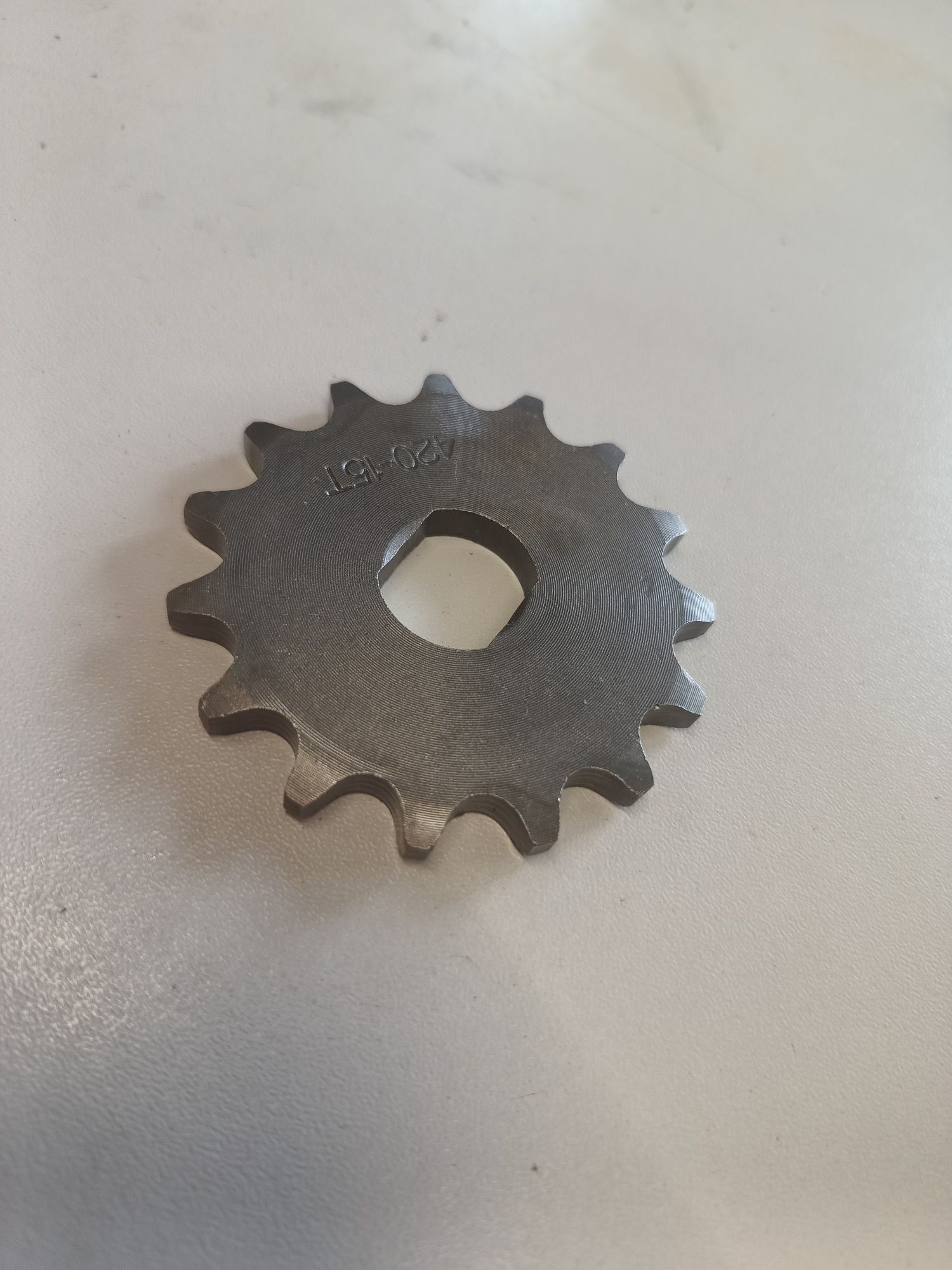 Nowa zębatka zdawcza przód 15 zębów Simson S51 SR50