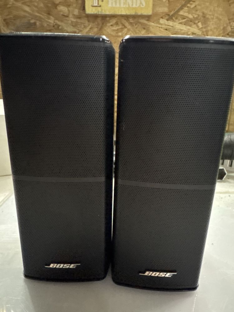 Equipamento BOSE profissional novo — várias colunas e subwoofers