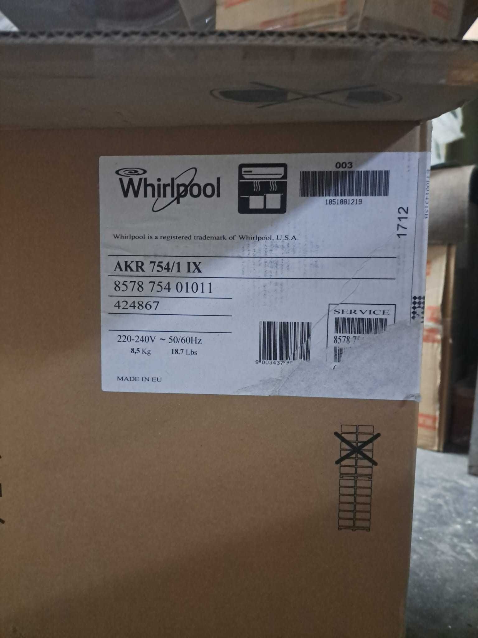 Exaustor de parede da Whirlpool -Refª AKR 754/1 IX