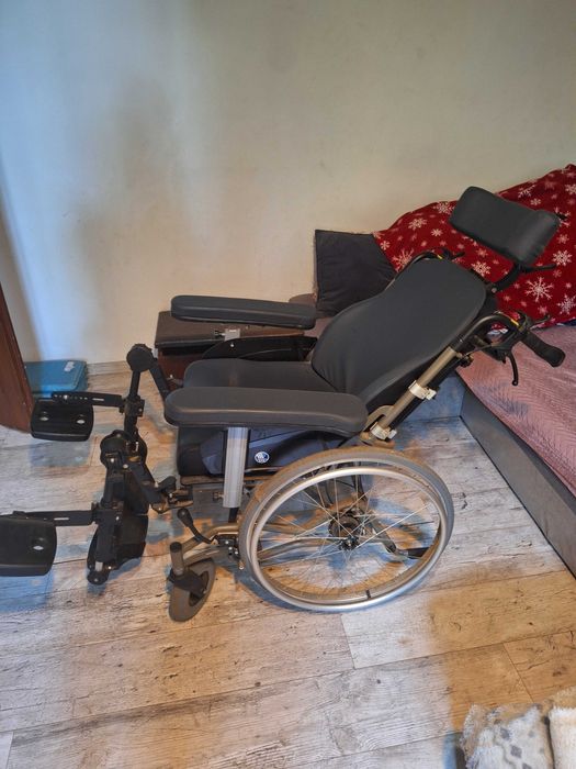 Wózek dla osoby niepelnosprawnej