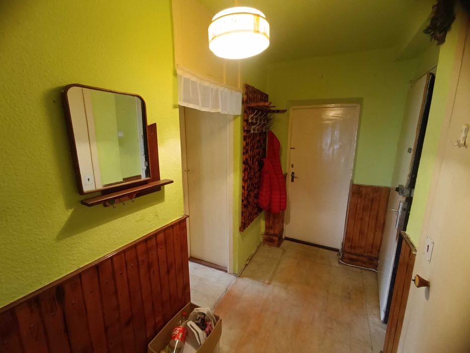 2 кімнатна КВАРТИРА 54 кв.м біля АТБ, житловий стан, 2 балкони, лоджія