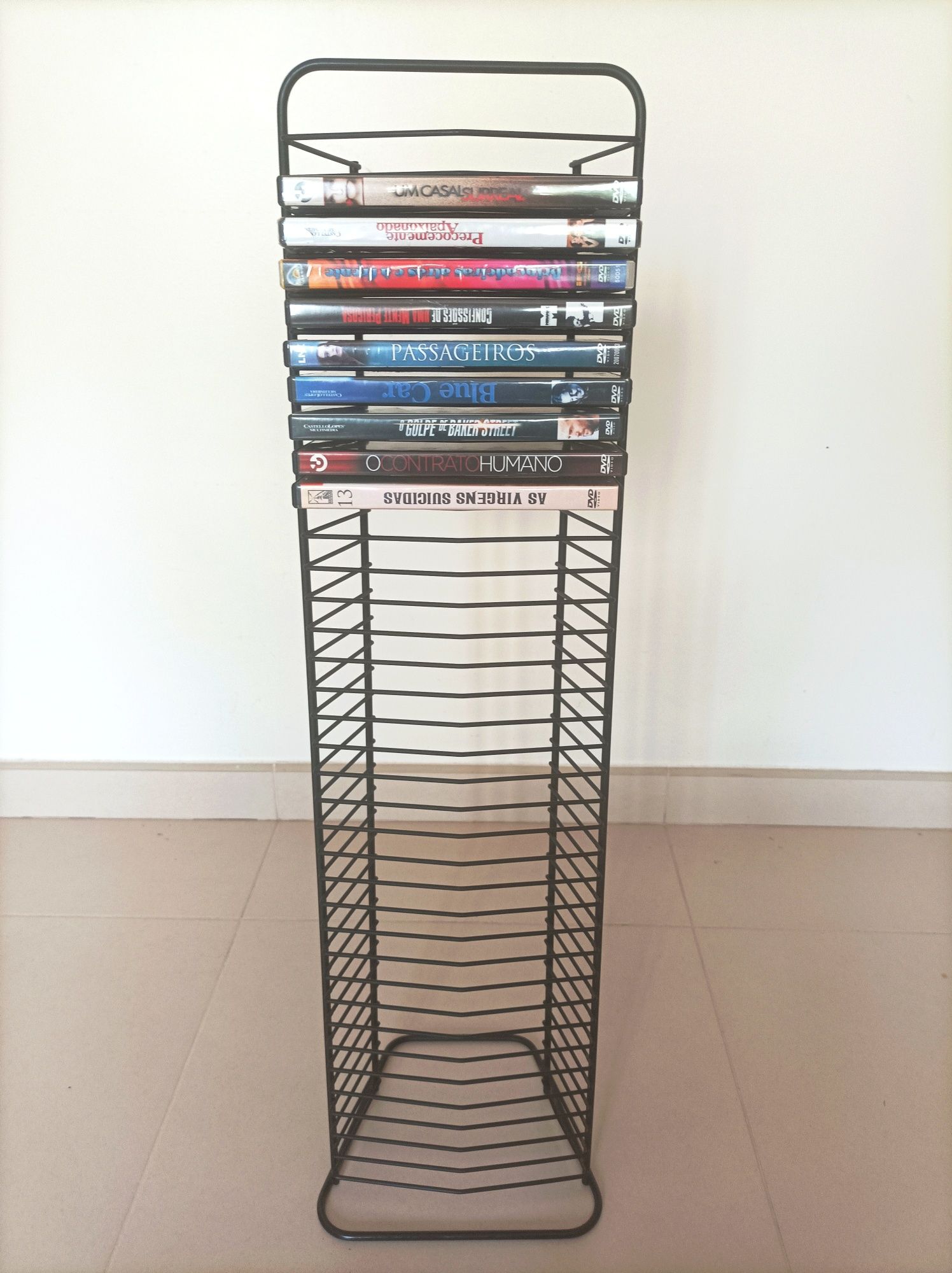 Base Metálica / Torre porta DVDs (36 DVDs)
