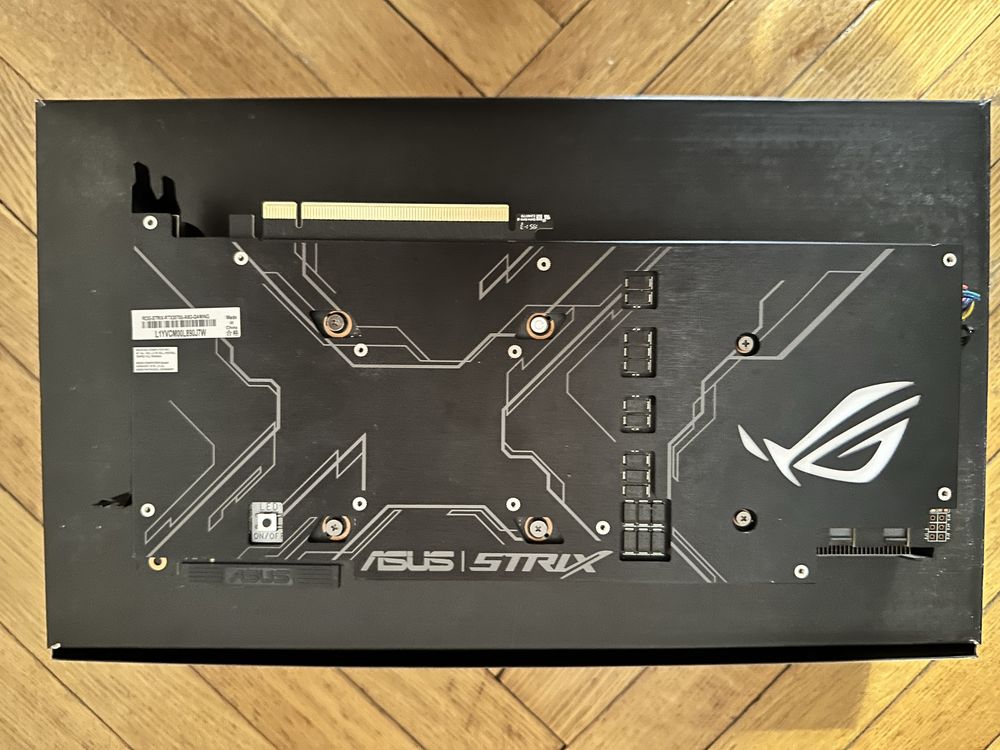 RTX 2070 SUPER Asus ROG Strix 8GB