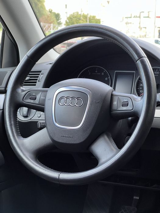 Audi a4 B7  1.6 MPI  Макимальна комлектація 2007 рік