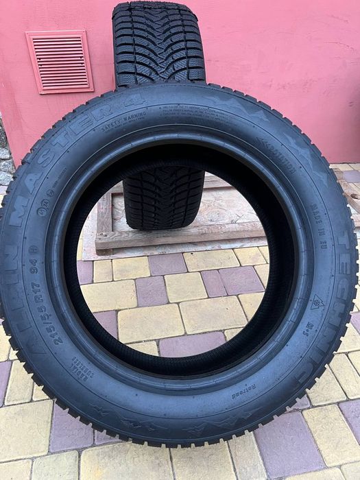 25рік 215/55/17 Alpin. Зима r17. Шини нові 9 mm.