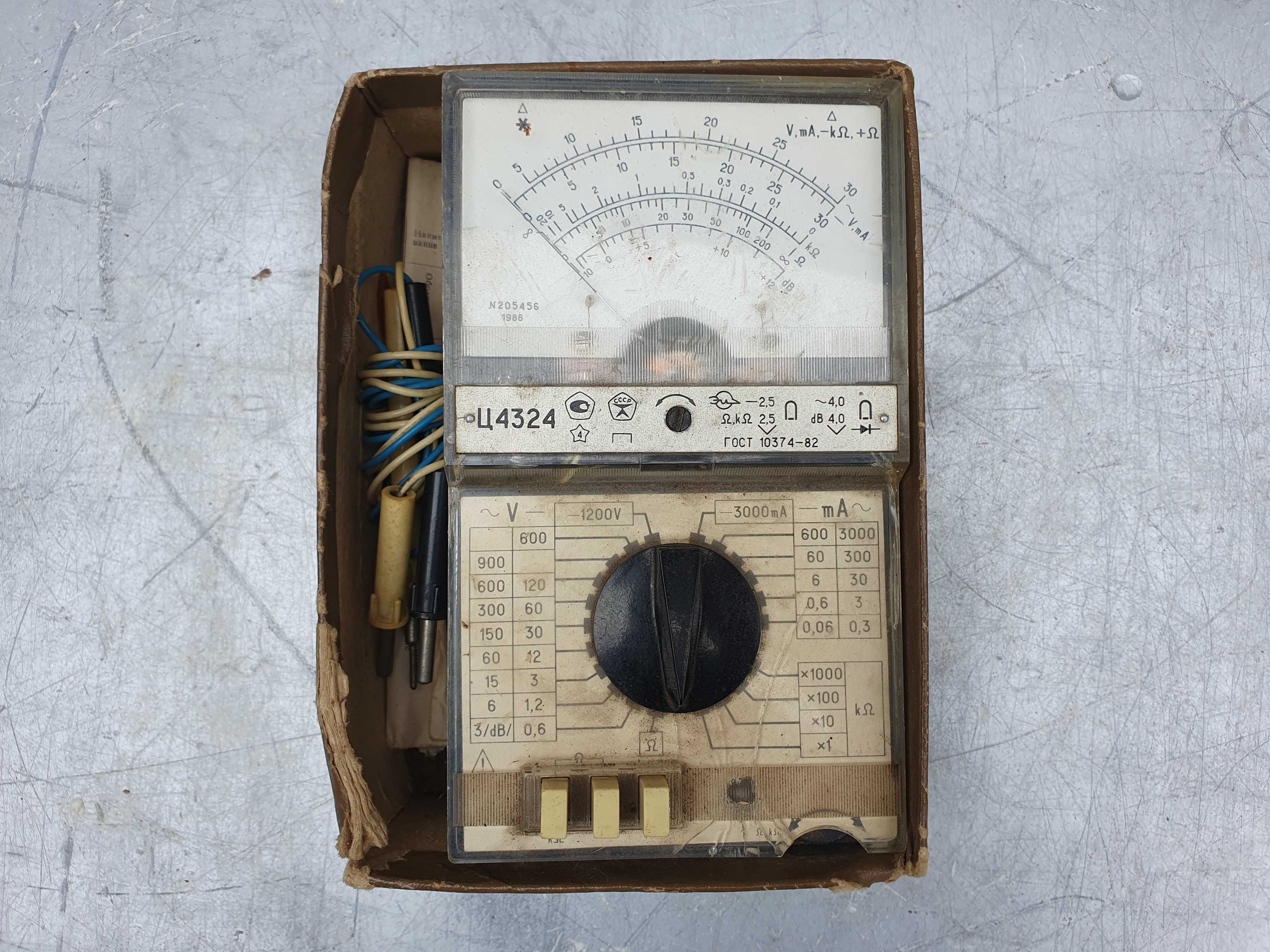 Комбинированный измерительный СССР прибор тестер/мультиметр ц 4324