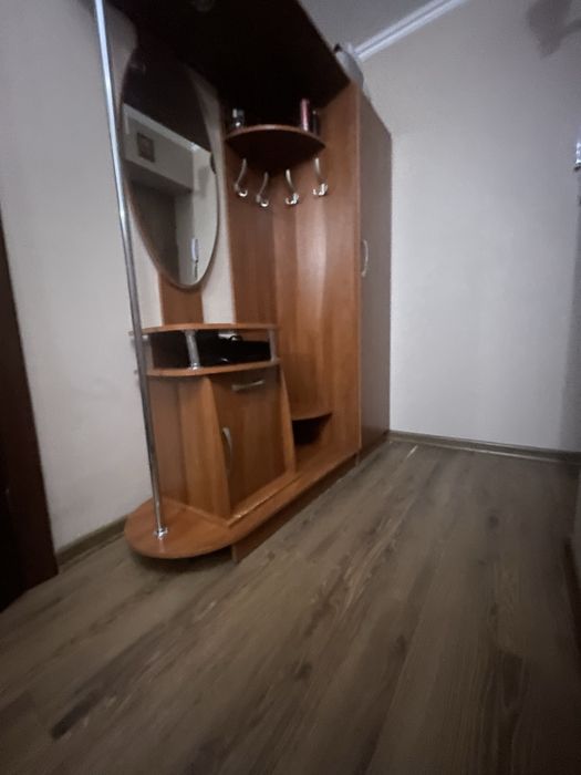 Продам прихожу в хорошому стані