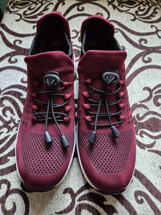 Buty ortopedyczne sneakersy z siatką bordowe r.40