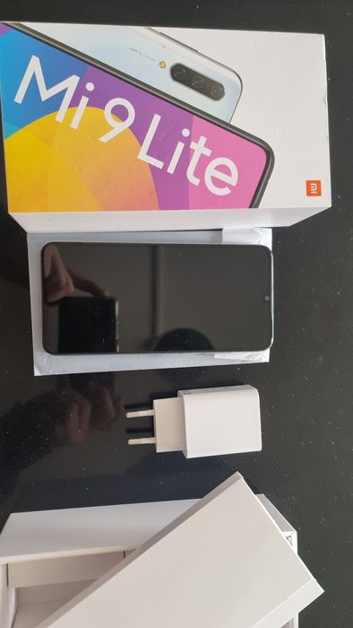 Telemovel xiaomil Mi 9 lite como novo