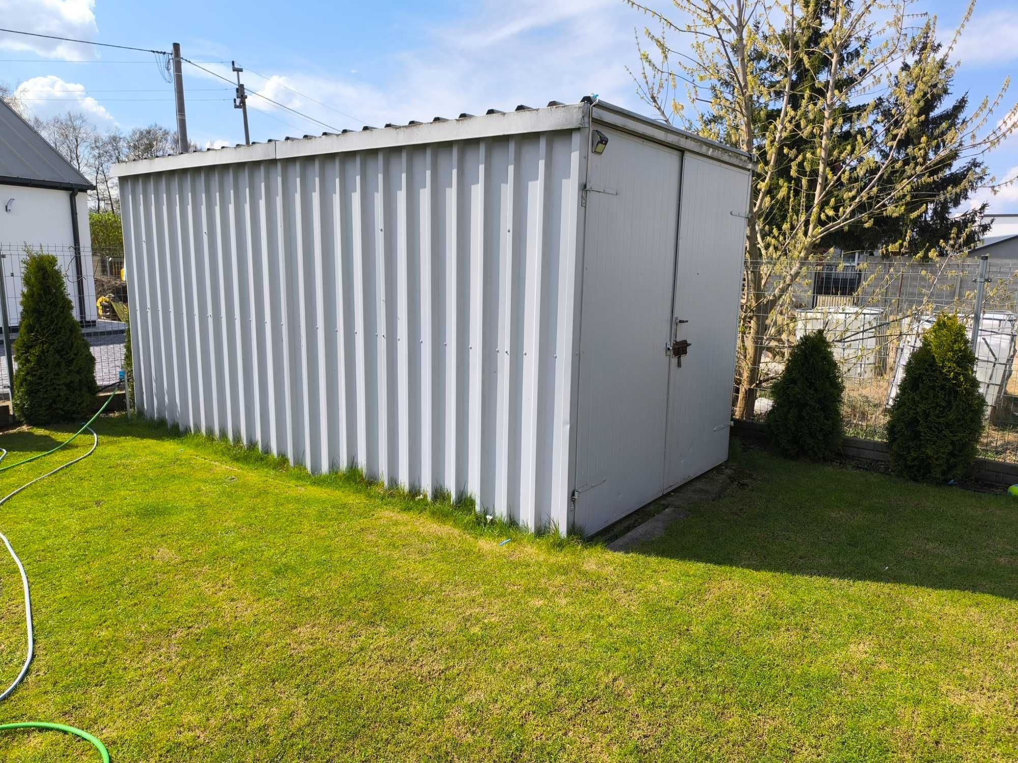 Blaszak na budowę 2,5x5m – solidna buda na budowę , kontener