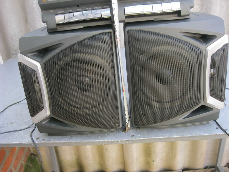 Продам колонки от музыкального центра