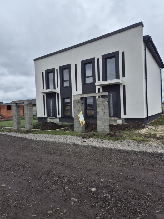 Продам дуплекс на Царському селі