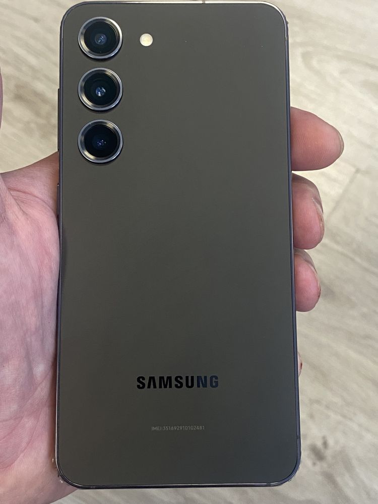 Samsung S23 8/128