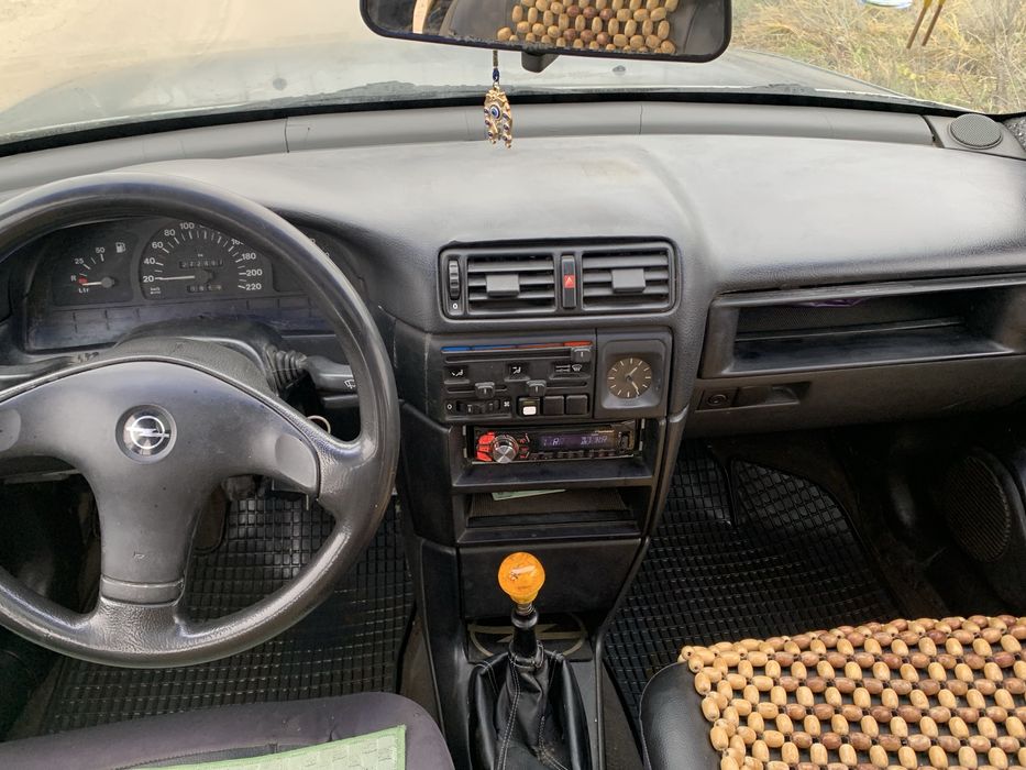 Продам авто Опель Вектра А